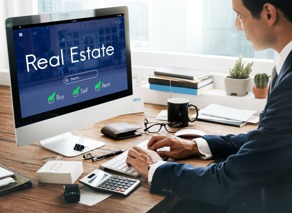 Real Estate Agents in the Digital Age